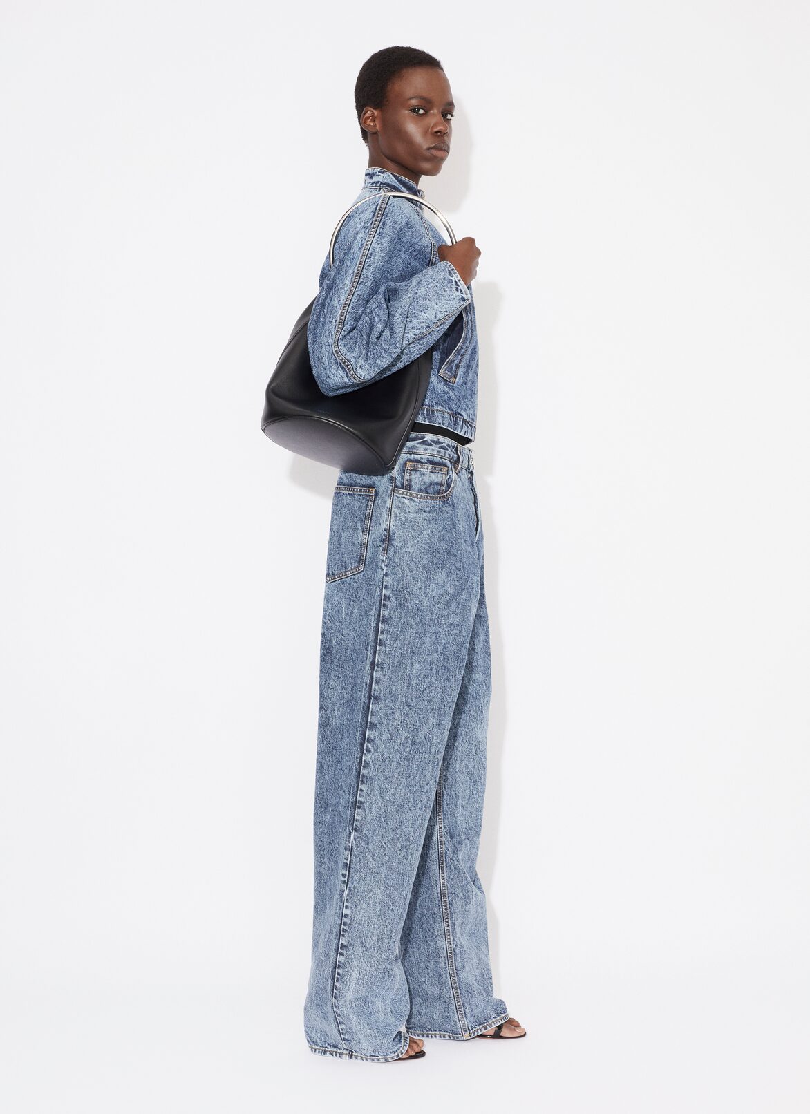 ROUND RACING JACKET IN SNOW DENIM ALAÏA LIGHT BLUE ROUND RACING JACKET IN SNOW DENIM